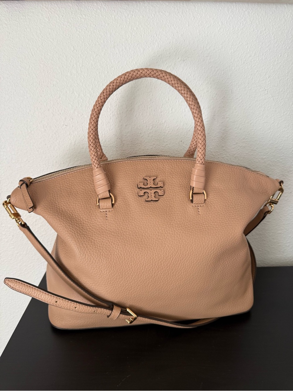 EUC Tory Burch Taylor Tan Pebbled Leather Tote Shoulder Crossbody Bag Satchel